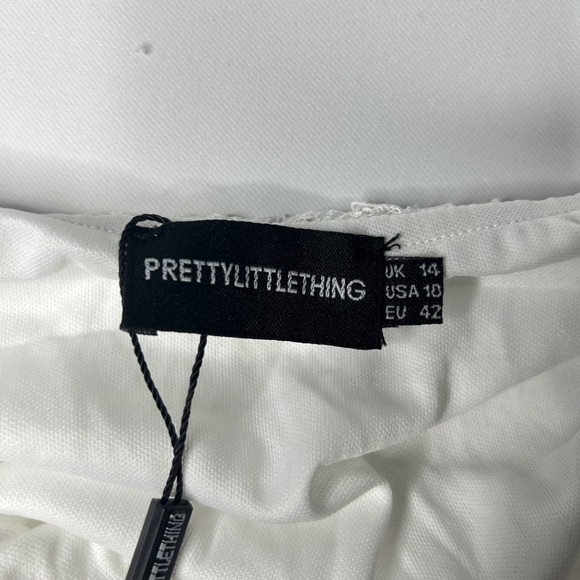 PrettyLittleThing Women's White Lace Bardot Ballon Sleeve Crop Top Size 10 - Picture 6 of 8